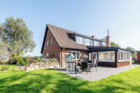 Oystercatcher vacation apartment with garden, terrace and beach chair