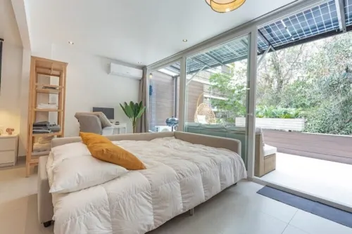 King-size bed with terrace and Air Conditioning!