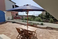 Sea view, walk to beach, aptMistral. Hotels in Portoscuso