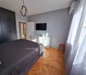 Charming 1-bedroom apartment with AC, WiFi in city center in Bar Hotels in Bar