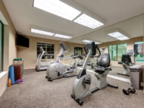 ガリソン ホテル & スイーツ ドーバー-ポーツマス, アン アセンド コレクション ホテル ドーバーのホテル