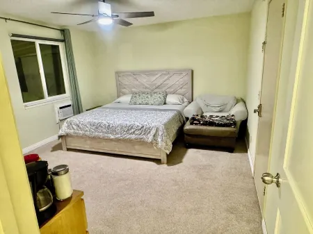 Charming studio with WiFi and AC in peaceful Redlands