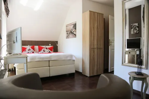 Dream view apartment in a chalet on Lake Sader