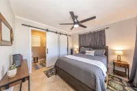 Tree Top Views!/ 17 mi Yose South Gate/8.6 mi Bass Lake/Dog Friendly/Fenced Yard