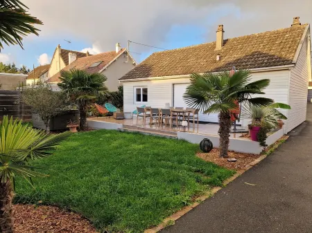 VILLA POPPIES HOLIDAY - LUXURY & EXCEPTIONAL IN OUISTREHAM, FEET IN THE WATER x1f30a;