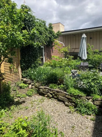 Historic Williams House 2-bedroom downtown Northampton with AC, WiFi