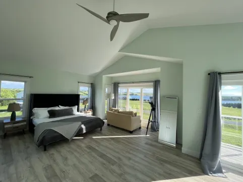 Bela Vista Getaway - Water views,  Dreamy Sunsets and Star Gazing. Pet-Friendly!