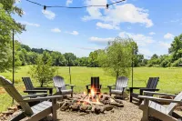 Dog Friendly Cabin w/ Amenities Galore! Frisbee Golf - Gym - Ping Pong - Creek