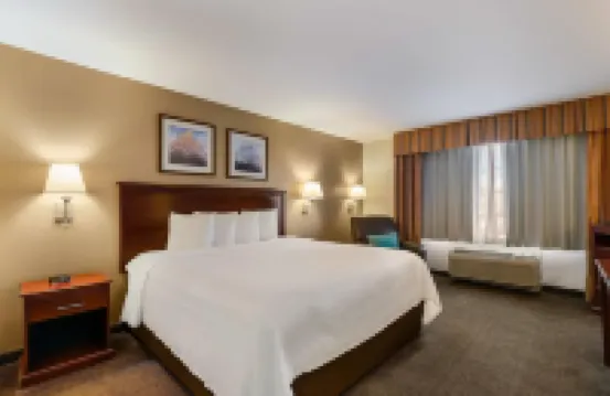 MainStay Suites Fitchburg - Madison