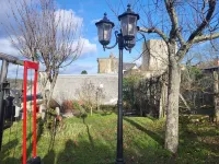 La Maison du Donjon - 8 Pers. Parking et Jardin Terrasse Avec vue sur le Dnjon Hotels in Loches