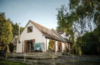 Beautiful 2-bed cottage, amazing views / sleeps 6 Hotels in Kidderminster