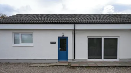 Heathercroft Apartment - Modern Comfort in Fort William.