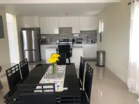 Beachfront Bliss in Portmore 2BR with Ocean Views & Modern Comfort, pool access