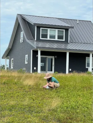 Secluded blueberry field retreat with sweeping 360 views. - 4-Star