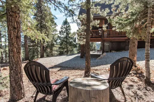 Mountain Top Luxury Retreat - Elegant Cabin Near Zion and Bryce