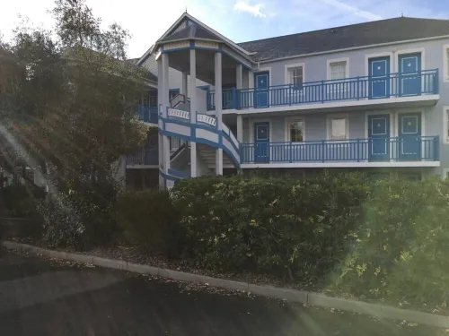 Apartment with golf view