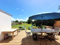 Charmante Maison a la Campagne Hotel a Ploneour-Lanvern