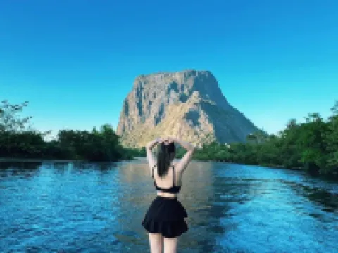 Heun Phea Meuang Feuang Riverside2 Hoteles en Feuang