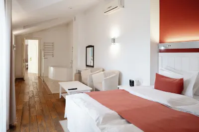 Rudolfo Hotels near Museum-Arsenal