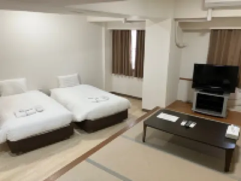 โรงแรมโคคุไซ พลาซา