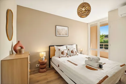 Modern apartment sea view-2BR-4P- Saint-Tropez