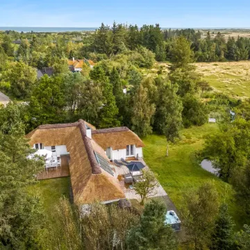 "Verner" - 900m from the Sea