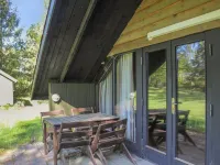 "Melba" - 8km from the Sea