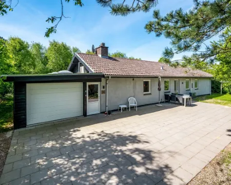 "Aarni" - 250m to the Fjord Hotels in Skjern