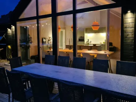 "Grep" - 800m from the Sea