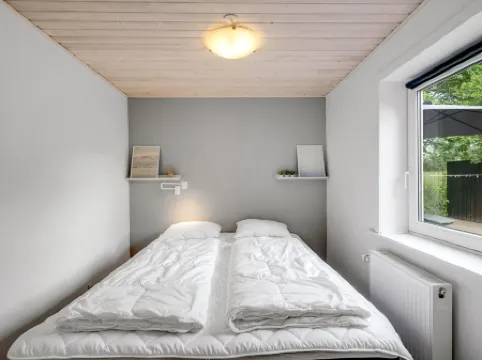 "Eino" - 150m from the sea