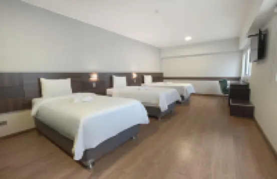 هوتل بريتانيا كريستل كوليكشن