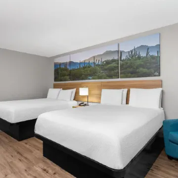 Days Inn by Wyndham Phoenix West