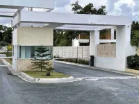 Nearby beaches, park, cinema, Mall, restaurants and more