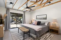 Designer Home w/ Pool.  Modern Design. Walk to DT Gilbert