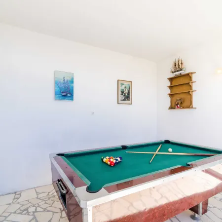 Apartments Knego - Two Bedroom Apartment with Balcony and Sea View