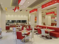 Ibis Chennai OMR - servizio colazione