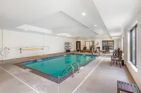Comfort Inn & Suites Amish Country