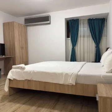 Monte Carlo Palace Rooms