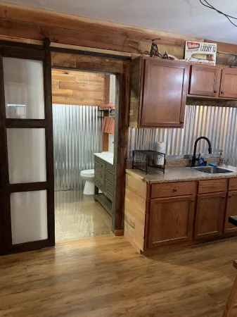 Rustic Studio in Ridgecrest