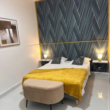 CYRUS HOTEL-HOUSE Отели в г. Пуэнт-а-Питр