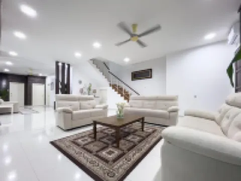 Luxury Villa Igauan Alam Sari, Bangi - Smarthome Hotels in Bangi