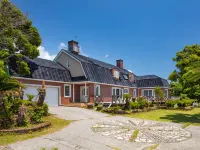 Shirahama Schoolhouse