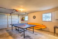 Tow Retreat on Lake Buchanan w/ Dock & Kayaks! - 3-Star