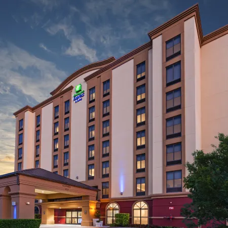 Holiday Inn Express & Suites HOUSTON - MEMORIAL PARK AREA by IHG