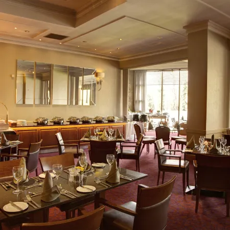 Everglades Hotel Отели рядом с достопримечательностью «Гилдхолл»