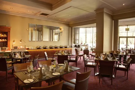 Everglades Hotel Отели в г. Страбан