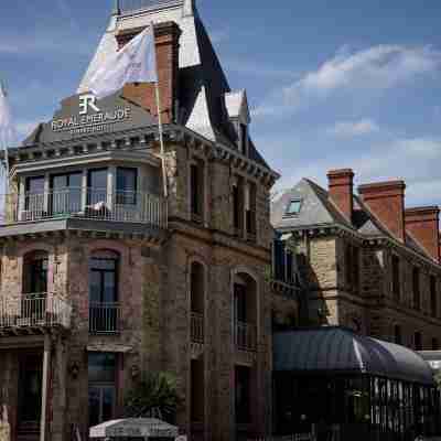 美憬閣迪納爾皇家艾美勞德飯店 Hotel Exterior