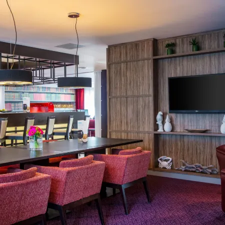 Holiday Inn Express AMSTERDAM - SLOTERDIJK STATION by IHG