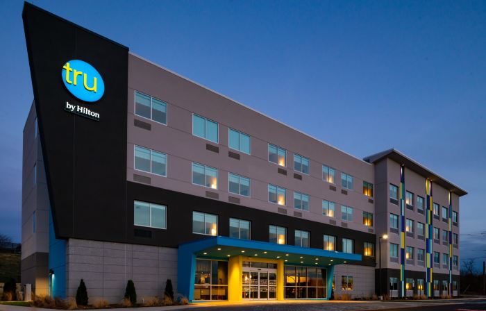 Tru by Hilton Staunton