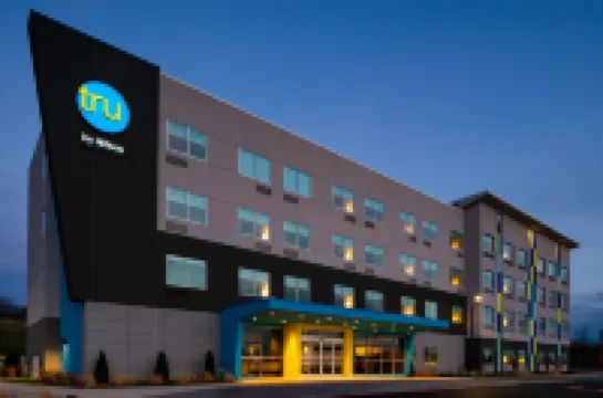 Tru by Hilton Staunton Hoteles en Staunton